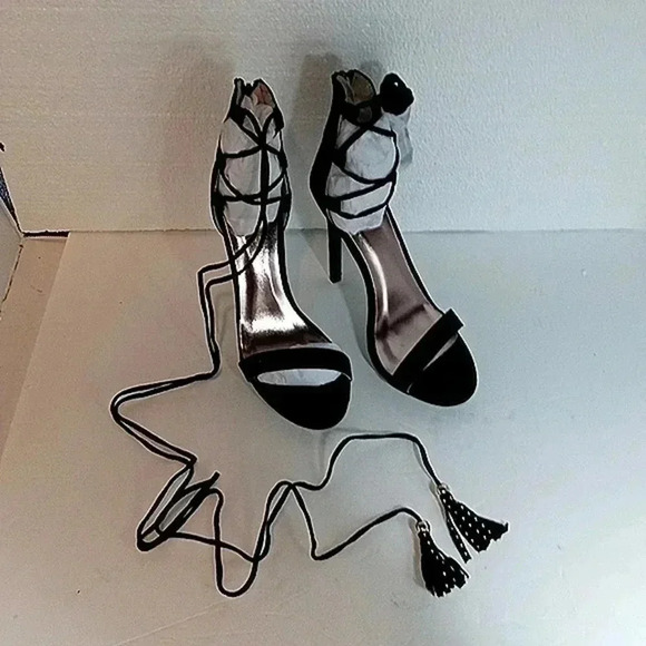 Qupid strappy sandals brand new with out box - Picture 2 of 7